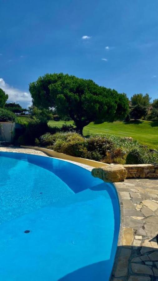Villa Dans Cadre D'Exception - Golf, Piscine Et Tennis Prive Saint-Cyr-sur-Mer Exterior photo